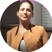 Insegnante di Inglese altamente formata e dalla vasta esperienza propone lezioni di Inglese (grammatica, conversazione, ascolto, scrittura professionale) anche tramite lezioni di yoga in Inglese. L'alunno può dunque anche decidere di fare lezioni canonich